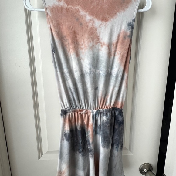Wallflower Tie-Dye Sleeveless Romper - Picture 5 of 5